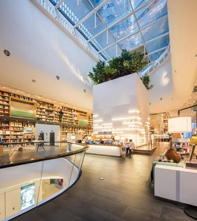 Retail Stores & Showrooms